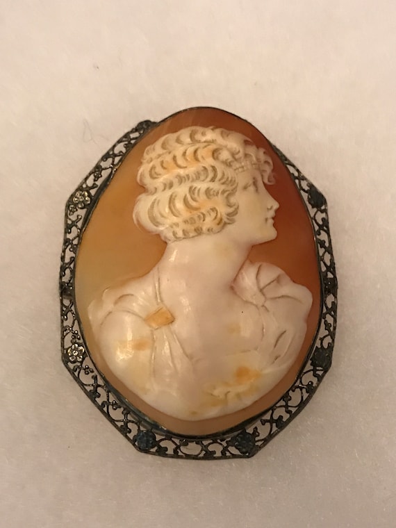 Sterling sliver cameo brooch C