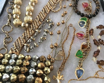 Vintage jewelry lot LL