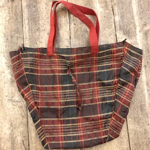 BORSA IMPERMEABILE PICCOLA fatta a mano 100% オンブレロ リシクラート