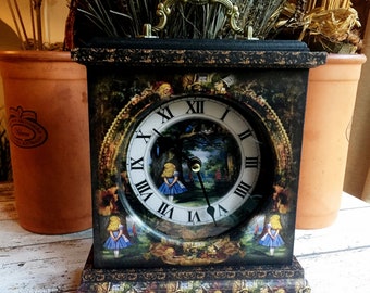 Alice in Wonderland Clock. Cheshire Cat Clock. Mad Hatters Tea Party. Alice in Wonderland Decor. Unique Clock. Alice Clock. Cheshire Cat.