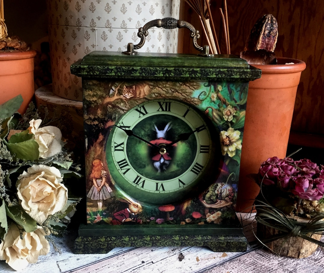 てぃんかーべる20th anniversary clock アリスVerC91 Alice in Wonderland Clock. Cheshire Cat Clock. Alice in Wonderland