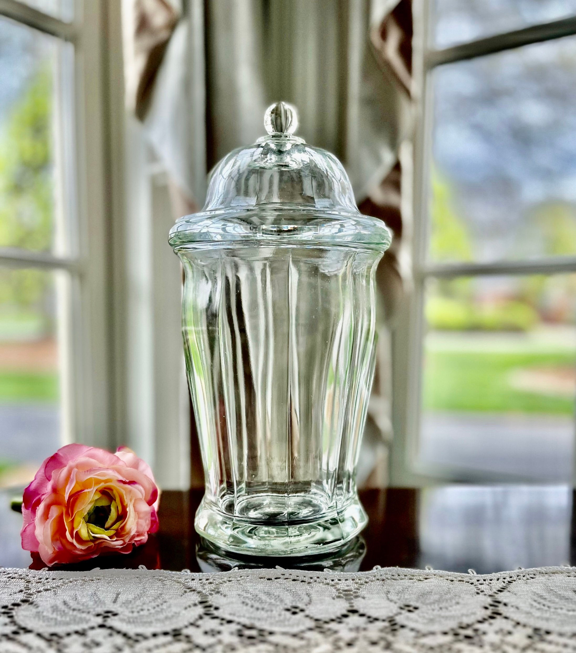Vintage Indiana Glass Apothecary Jar With Lid, Glass Canister Kitchen  Decor, Kitchen Storage, Mid Century Kitchen Decor … 1950’s Retro Jar!