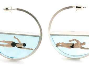 Swimmer hoop earrings for Anemone