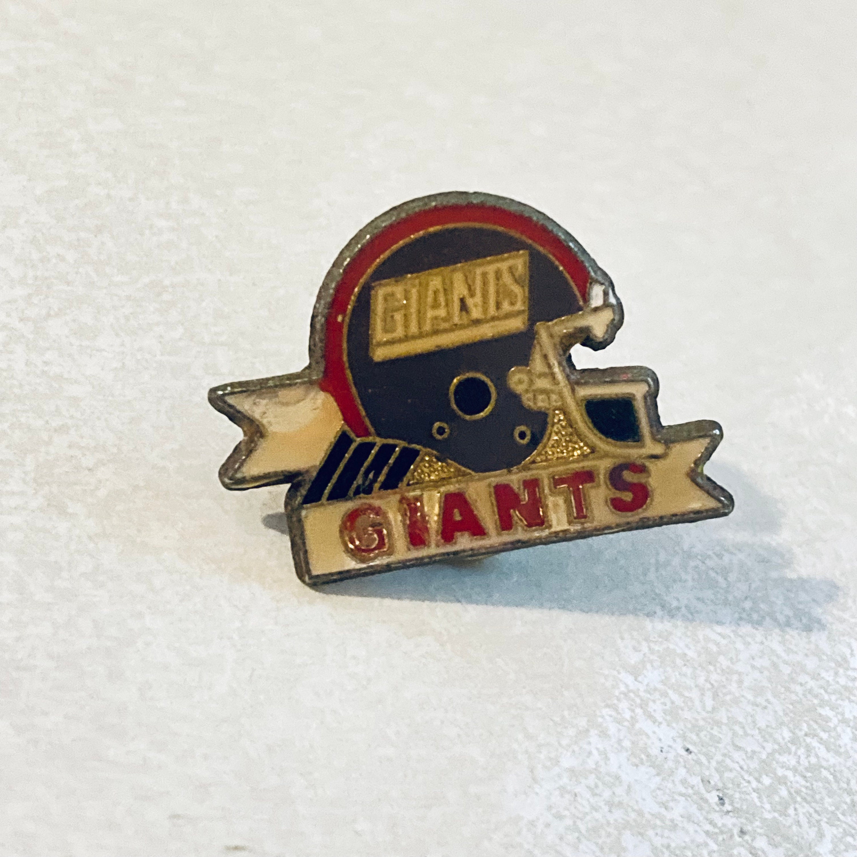 Vintage NEW YORK GIANTS Nfl Helmet Lapel Pin Enamel Pinback 