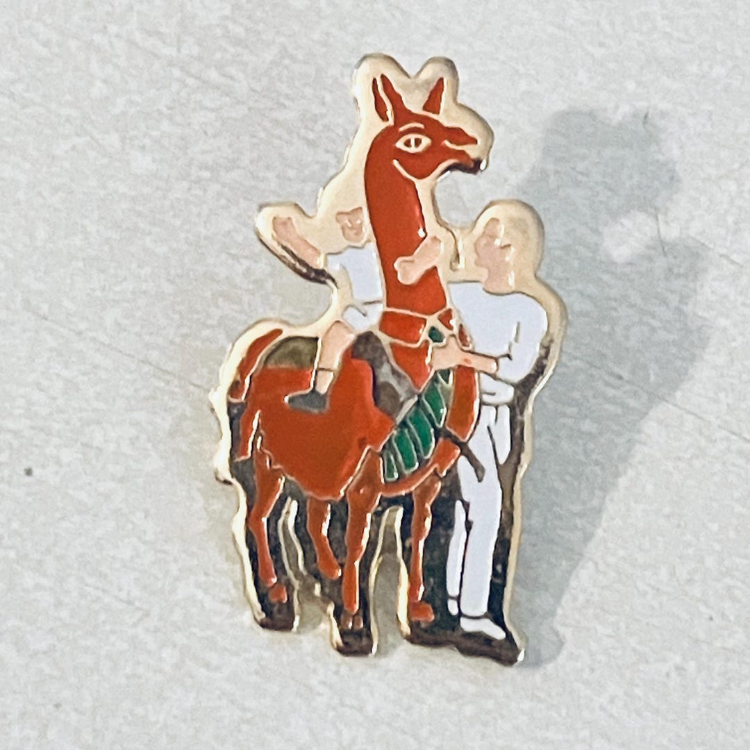 Vintage Cute LLAMA Lapel Pin, Enamel Pin, Pin Back, Hat Pin, Alpaca - Etsy