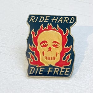 Vintage RIDE HARD Die Free Flaming Skull Lapel Pin, Enamel Pinback, Hat, Harley Davidson, 80s, Playboy, Biker, Easy Rider