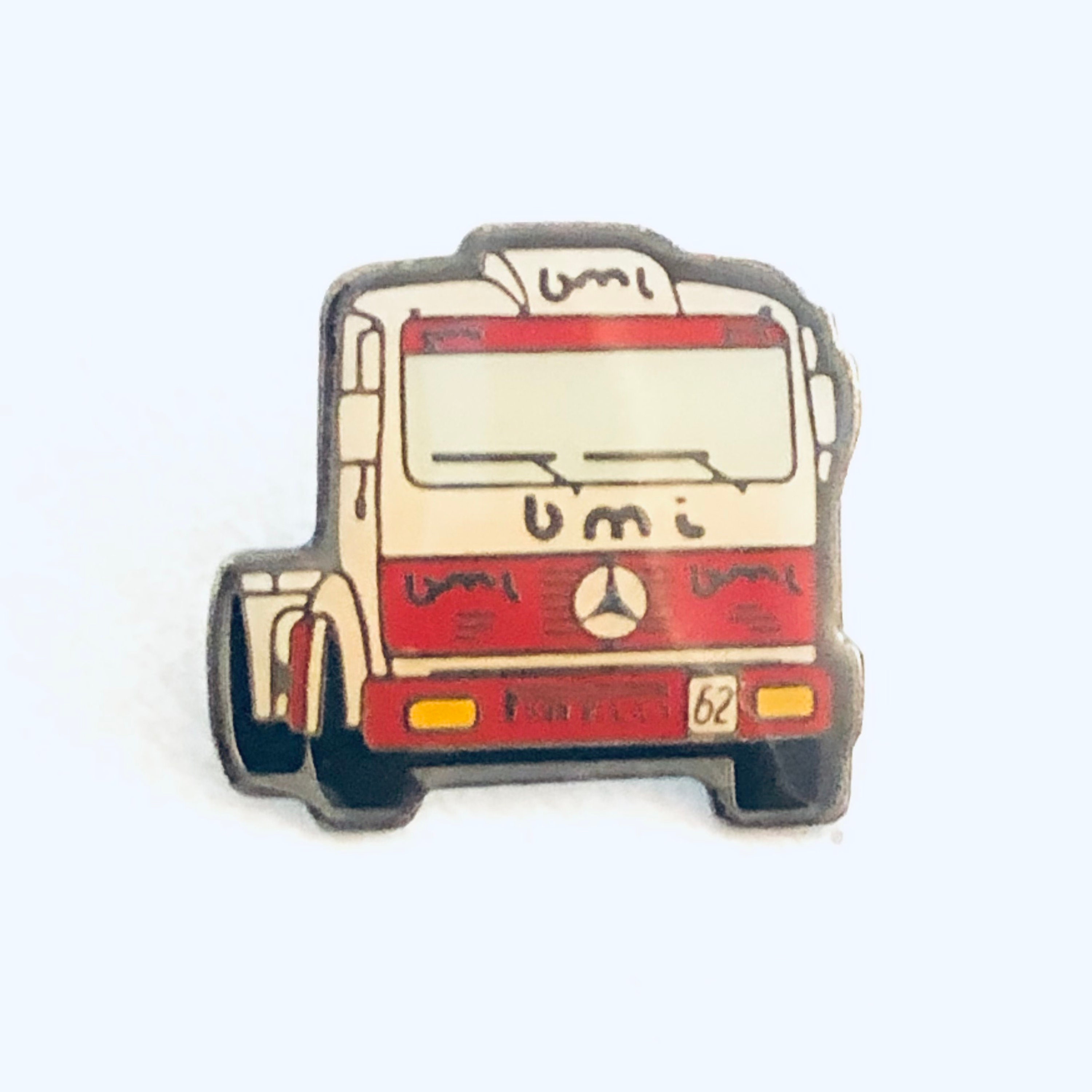 Mercedes Benz LKW 1 emailliert rot TRUCK Pin Pins Mercedes Benz LKW 1 emailliert rot TRUCK Pin Pins