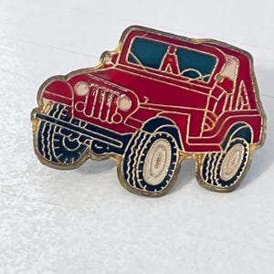 Vintage JEEP WRANGLER Red Automobile Lapel Pin, Enamel Pin, Pinback, Hat Pin, Classic Car, Truck, Mustang, 70s, 80s, Chevy, USA