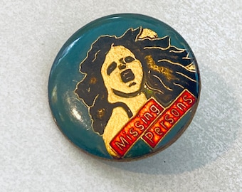 Vintage VERMIST PERSONEN Lapel Pin, Email Pin, Hat, New Wave, Blondie, Bowie, The Go-Go's, Joan Jett, Madonna
