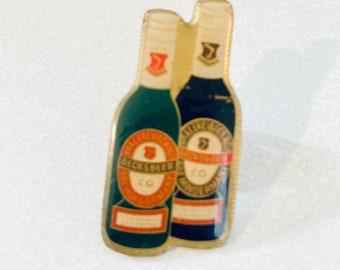 Vintage BECKS Beer Green Bottles Lapel Pin, Enamel Pin, Pinback, Bartender Pin, Hat Pin, 70s, 80s, German