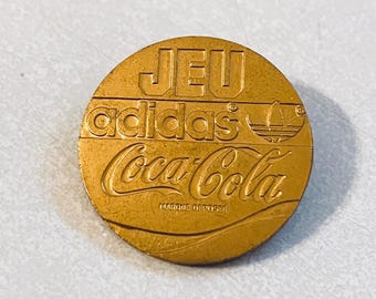 Pin de solapa vintage de Adidas/Coca-Cola, gorra, esmalte, insignia, deportes, Coca-Cola, años 80, 90, juego