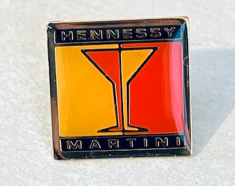 Vintage HENNESSY Martini-logotyp Kavajnål, Emaljnål, Nål, Bartender, Cognac, Johnnie Walker, Courvoisier, J&B, Sällsynt