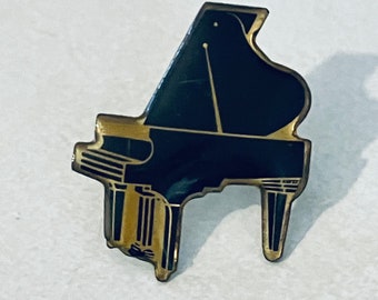 Vintage GRAND PIANO Lapel Pin, Enamel Pin, Pinback, Hat Pin, Piano Man, Yamaha