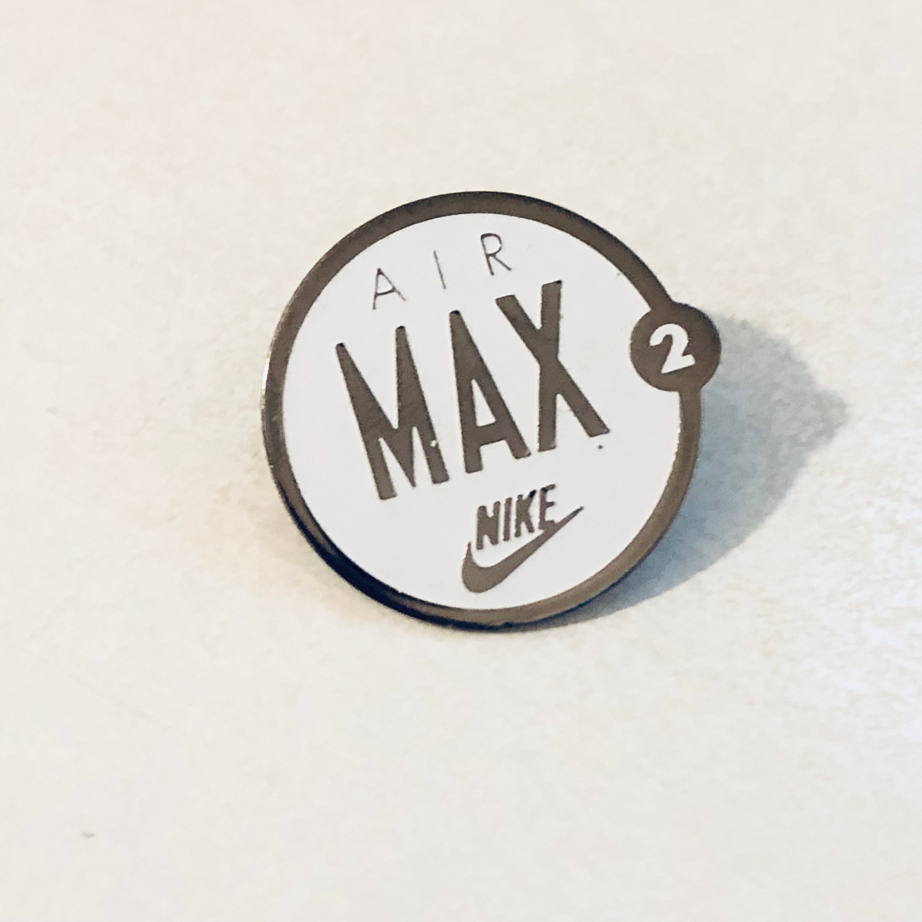 Mecánicamente Casi exprimir Vintage NIKE AIR MAX 2 Logo Lapel Pin Hat Pin Esmalte - Etsy España