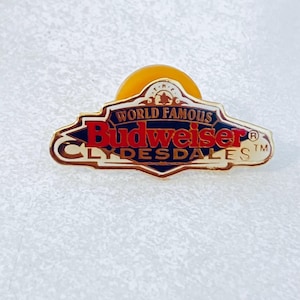Vintage World Famous BUDWEISER Clydesdales Logo Beer Lapel Pin, Enamel Pin, Pinback, Bartender Pin, Label, 80s, 90s