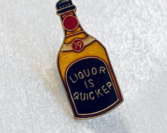 Vintage SPRIT ÄR SNABBARE Kavajnål, Emaljnål, Bartender, Jack Daniels, Maker's Mark, J&B, Sällsynt