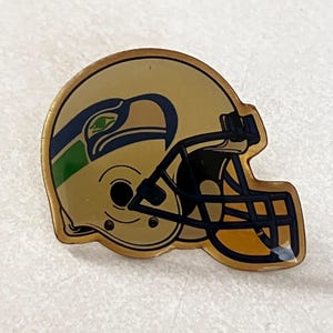 Vintage SEATTLE SEAHAWKS NFL Helmet Lapel Pin, Enamel Pin, Pinback, Hat Pin, Football, 90s, SuperSonics, 80s