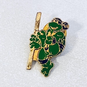 Vintage DONATELLO Teenage Mutant Ninja Turtle Pin, Enamel Pin, Pinback, Hat Pin, 80s, 90s, Sonic, Simpsons, X-Men, Spiderman