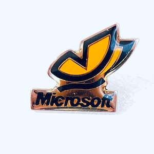 Vintage computerreversspeld met MICROSOFT-logo, emaille pinback, hoed, jaren 80, IBM, Windows 95