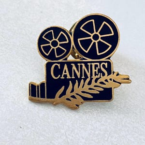 Vintage CANNES Film Festival Camera Lapel Pin, Enamel Pin, Pin back, Hat Pin, 90s, Film, Universal, CInema