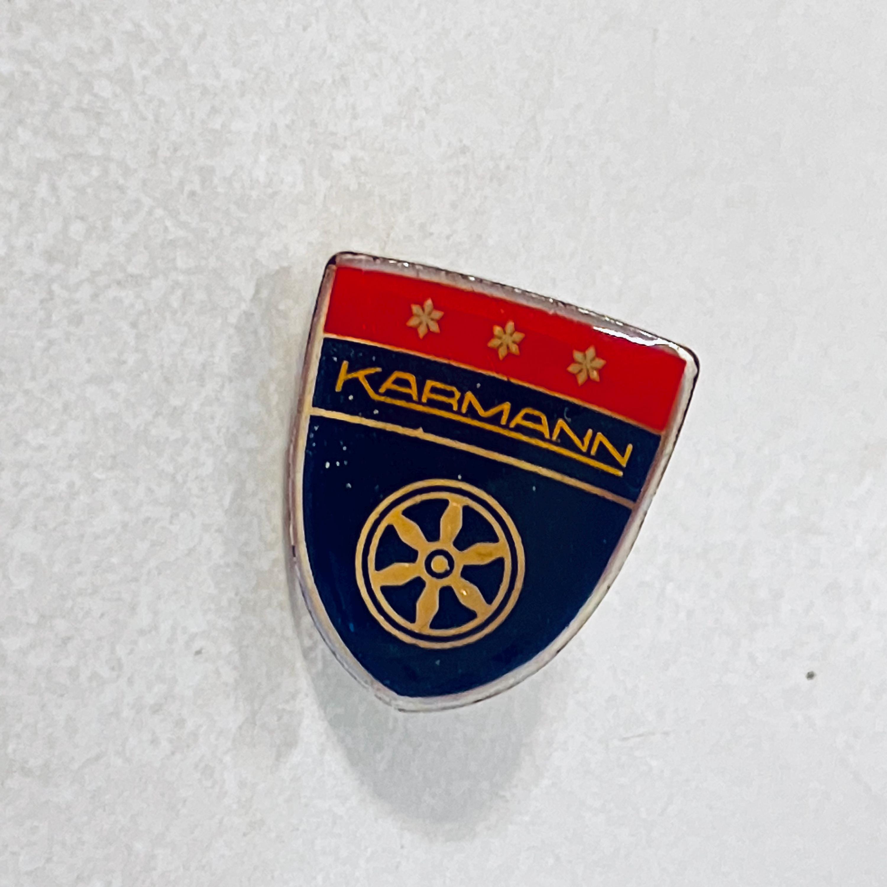 T32 Pins Voiture BMW CABRIOLET SERIE 3 Convertible Car Vintage lapel
