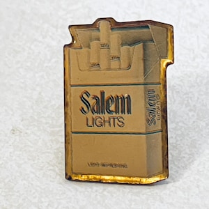 Vintage SALEM LIGHTS Cigarettes Lapel Pin, Enamel Pin, Pinback, 70s, 80s, Budweiser, Winston, Lucky Strike, Marlboro