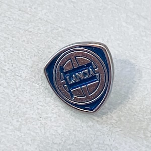 Vintage LANCIA Italian Automobile Logo Lapel Pin, Enamel Pin, Pinback, Hat Pin, Classic Car, Ferrari, Lamborghini, Porsche, BMW, 80s