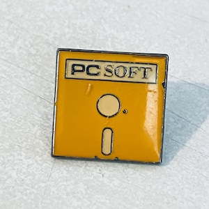 Vintage PC SOFT Floppy Disc Lapel Pin, Enamel Pin, Pin back, Hat Pin, 80s, 90s, Apple Personal Computers