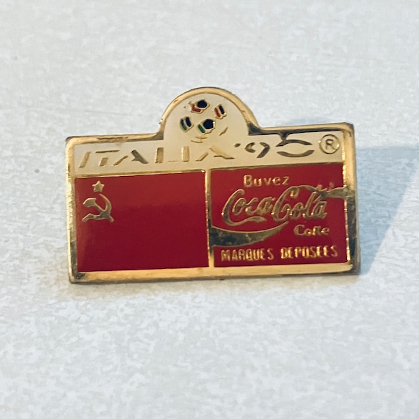 Vintage COCA COLA Soviet Union Italia 90 World Cup Lapel Pin, Enamel Pin, Pinback, Coke, Soccer, Football, 1990