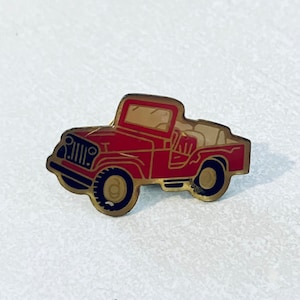 Vintage JEEP WRANGLER Red Automobile Lapel Pin, Enamel Pin, Pinback, Hat Pin, Classic Car, Truck, Mustang, 70s, 80s, Chevy, USA