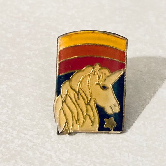 Vintage UNICORN Rainbow Enamel Pin, Lapel, Hat, P… - image 1