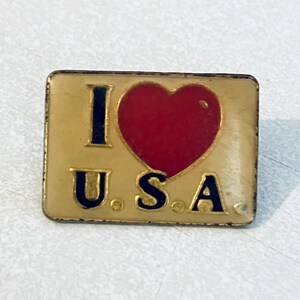 Vintage I LOVE USA Pin, Enamel Pin, Lapel, Hat, Pinback, America, Heart, Americana, 4th of July, 80s