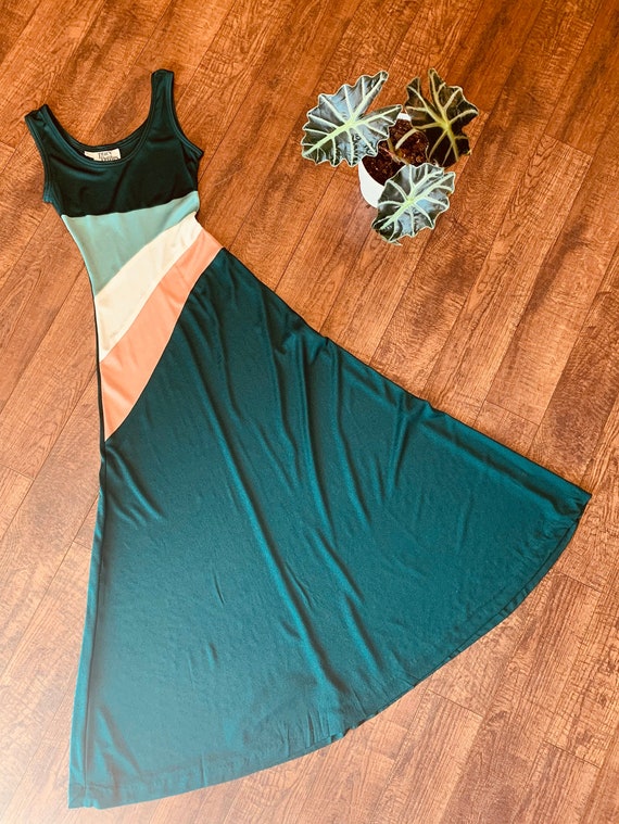 Retro Vintage Maxi Dress