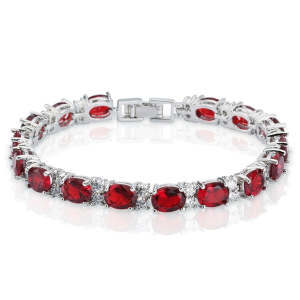 Bracelet rubis en or blanc / Bracelet tennis rubis avec accents de diamants