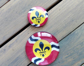 St. Louis flag pinback pin/magnets/ STL magnets.  Choose from 1" pin, 1" magnet, or 1.5" magnet of STL flag
