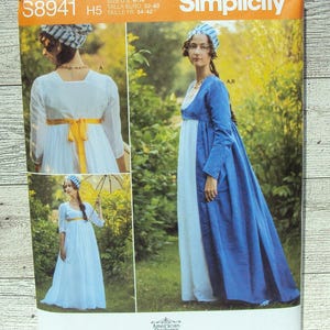 Simplicity Sewing Pattern 8941 - Womens Regency Era Dress - Empire Waist Gown, Robe - Sizes 6 - 14 or 14 to 22