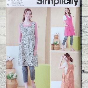 Simplicity Sewing Pattern 9766 - Misses Easy Tabard, Wrap and Pullover Aprons - Sizes XS to XL