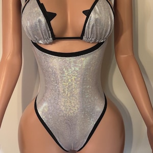 BOTTLE GIRL bartender outfit