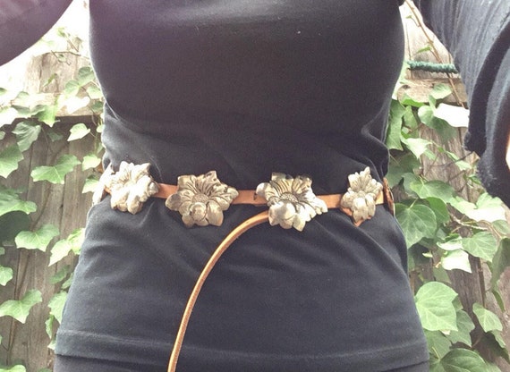 Sterling Silver Concho Style Belt With Tan Leather  display picture 3