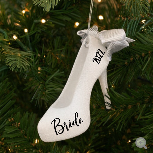 Personalized White glitter high heel shoe Christmas ornament | shoe lover Christmas ornament | bride christmas ornament | Cinderella shoe