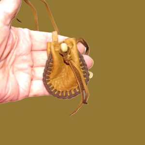 Deerskin Leather Medicine Bag, Buckskin Necklace Pouch, Dance Regalia, Tribal Drawstring Bag, Talisman, 2&quot; X 1.5&quot;