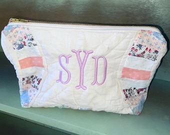 Bolsa con cremallera hecha a mano con diseño de colcha vintage
