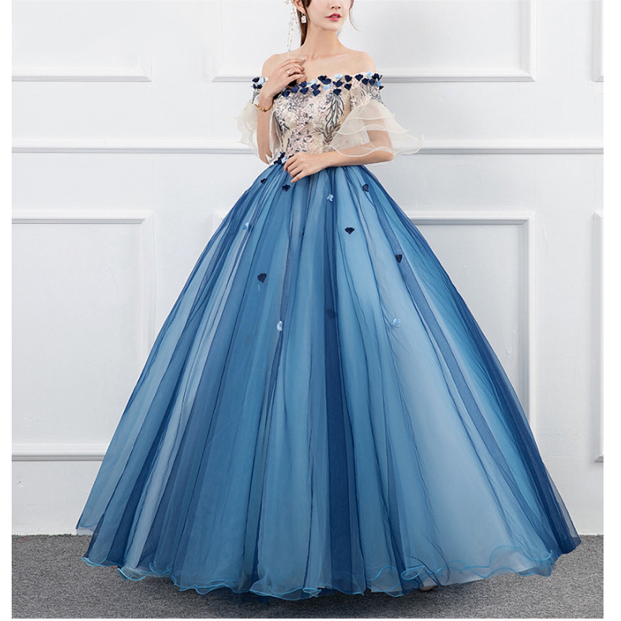 blue princess outfit
