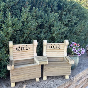 Personalised Love Seat Bench Planter: Wooden Garden Decor  Gift Birthday Father’s Day