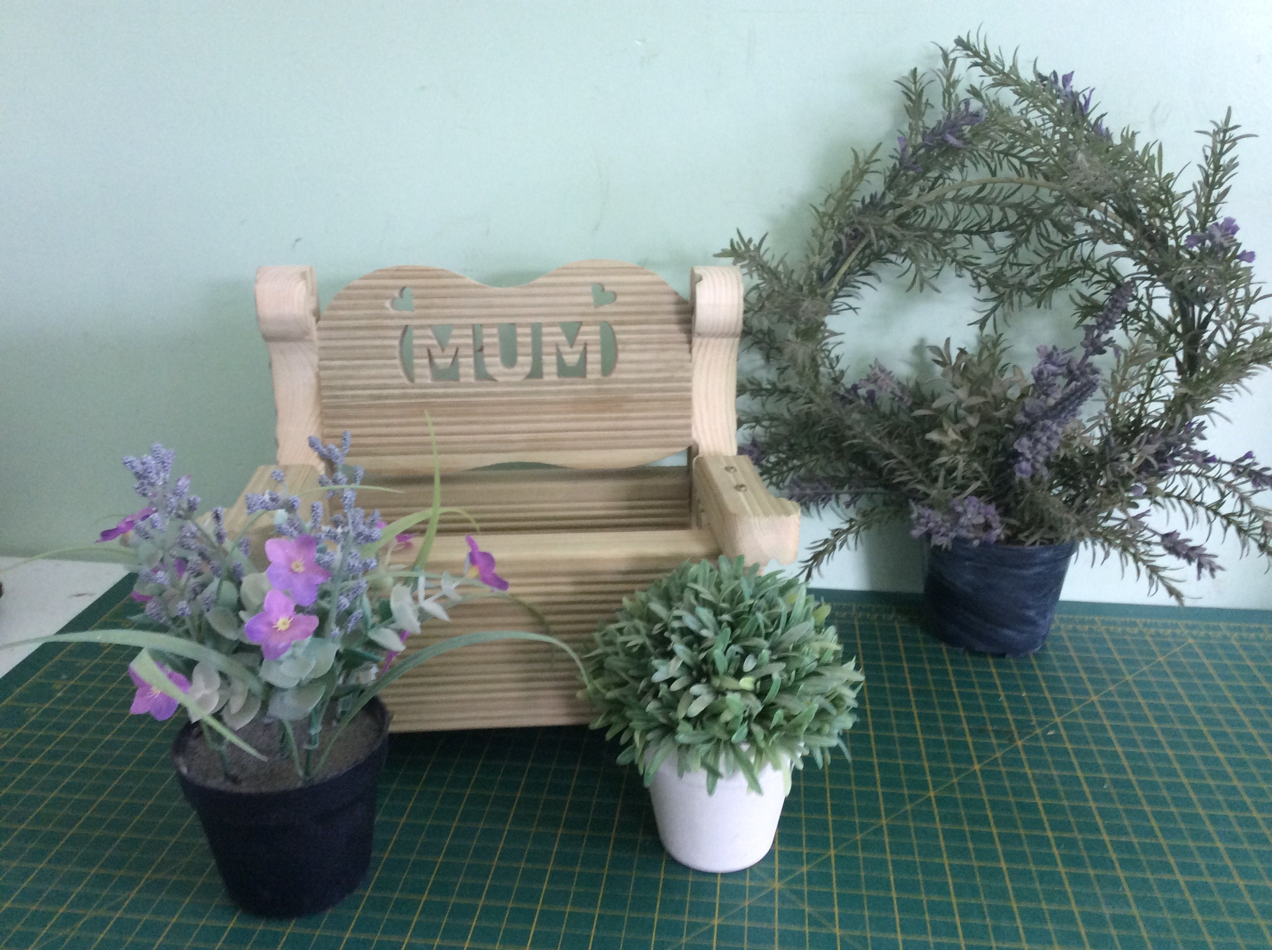 Memory 2024 bench planter