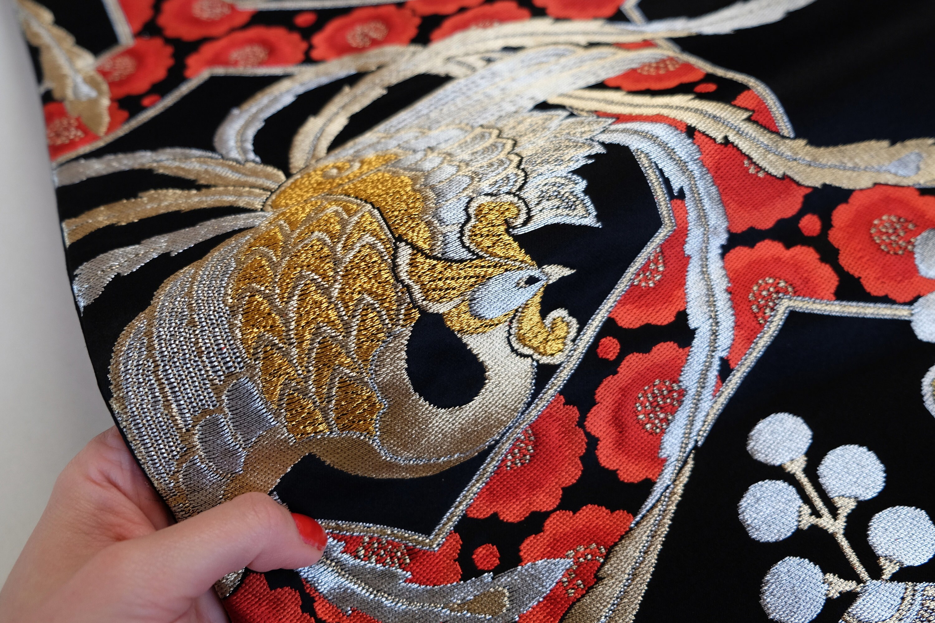 Gorgeous Obo Sash - Beautiful Japanese Motif - Fukuro Obi