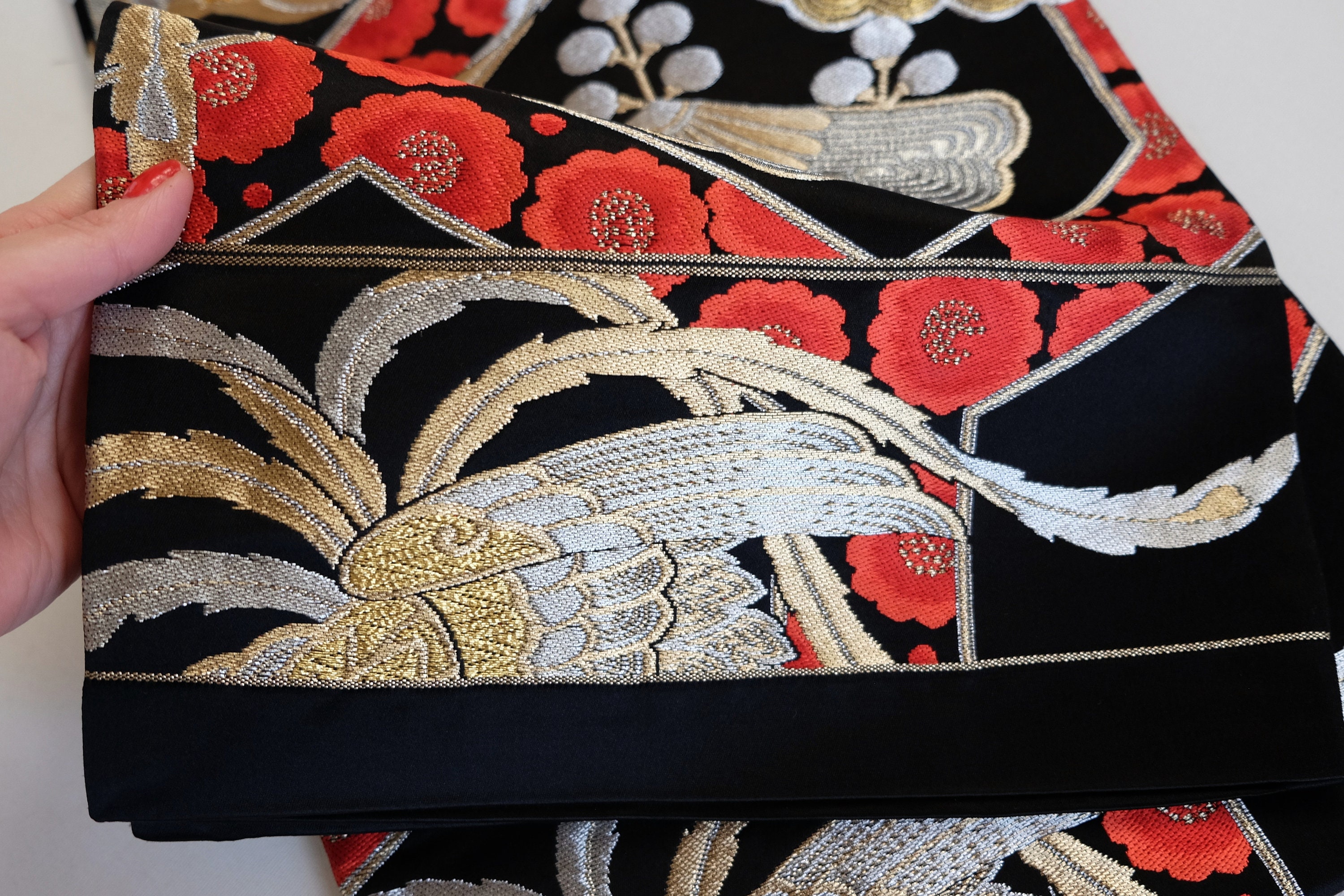 刺繍袋帯 / Elegant fukuro obi belt Gorgeous Obo Sash - Beautiful Japanese Motif - Fukuro Obi