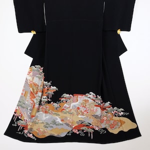 Japanese Kuro Tomesode - Black Kimono - Preloved Japanese Kimono - Traditional Clothing from Japan