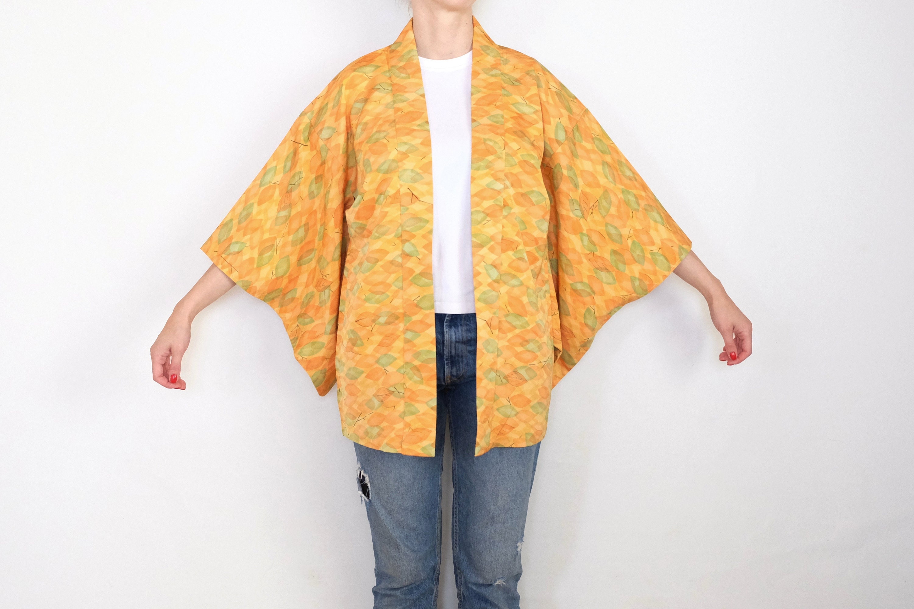 Colorful Haori - Leaf Motif - Japanese Kimono Cardigan Colorful Haori - Leaf Motif - Japanese Kimono Cardigan