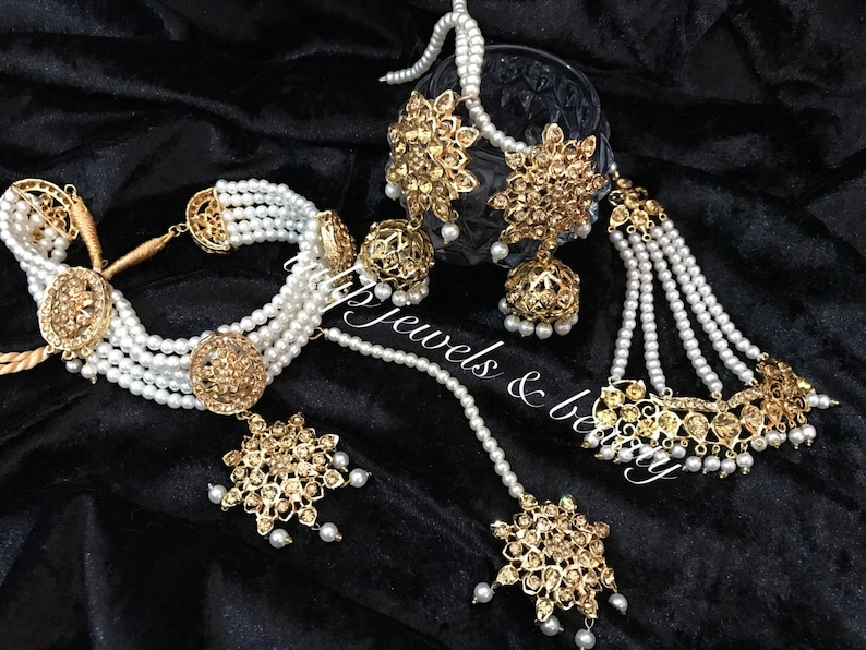 Gulluband Earrings,tikka /& Jhummar Wedding jewelry IndianPakistani Rani haar